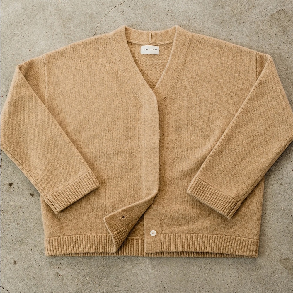 *FOUND* ISO JAMES STREET CO CAMEL CARDIGAN
